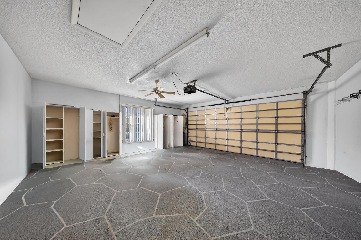 The Lakes at Bedford - Residential