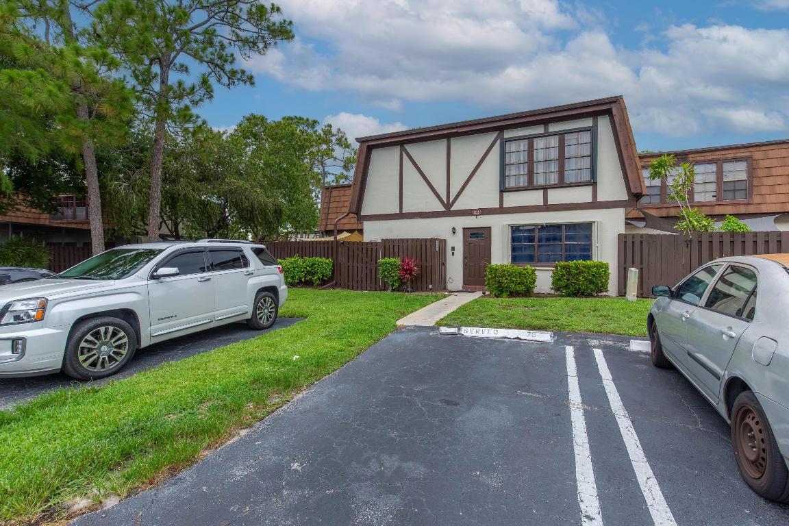 103 Weybridge C Circle C