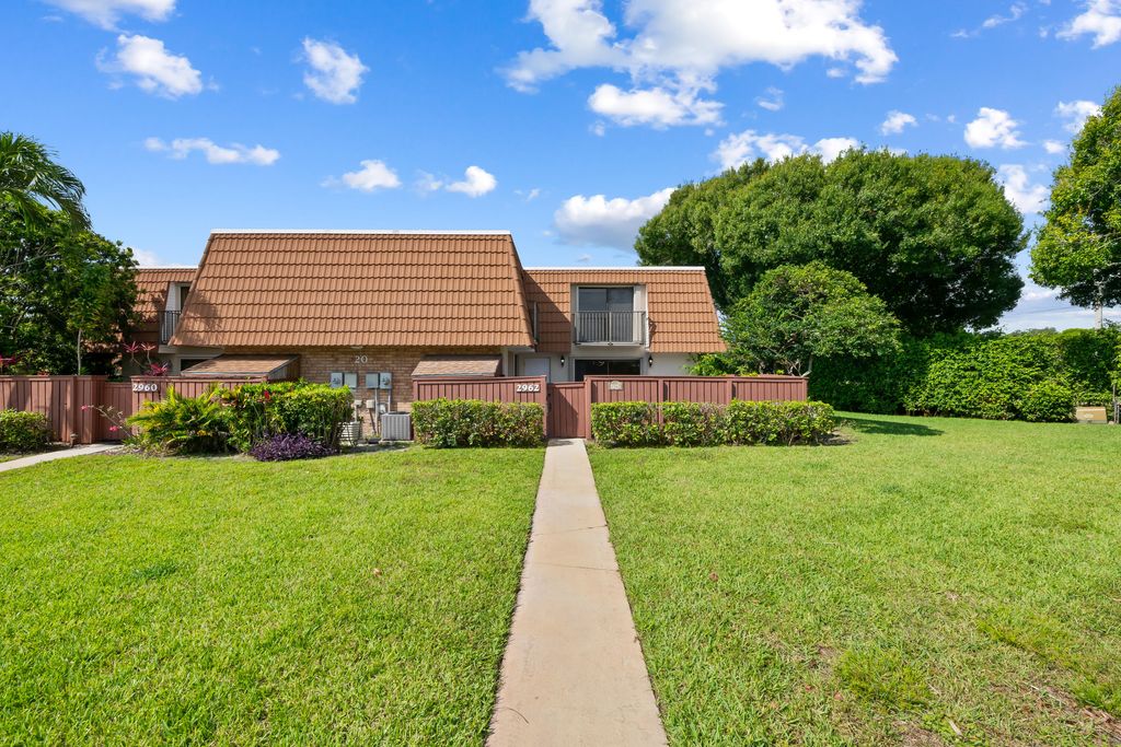 Photo of 2962 SW 12th Street, Deerfield Beach, FL 33442 (MLS # B26028803)