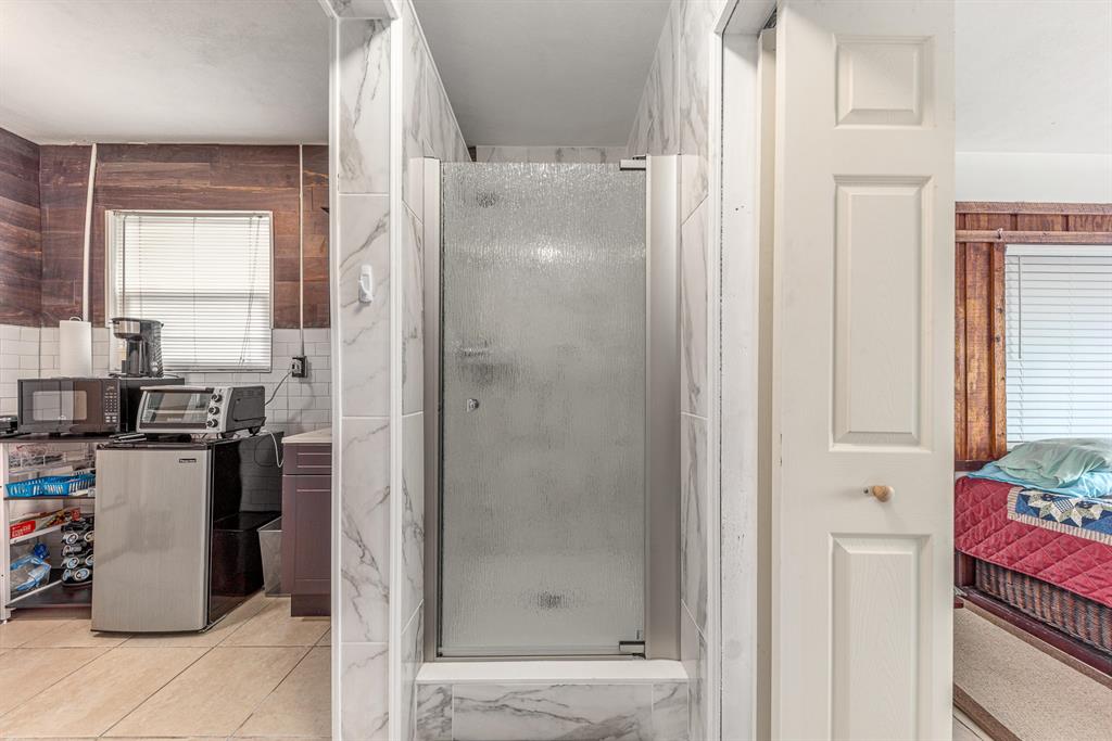 INDIAN RIDGE - Residential Lease