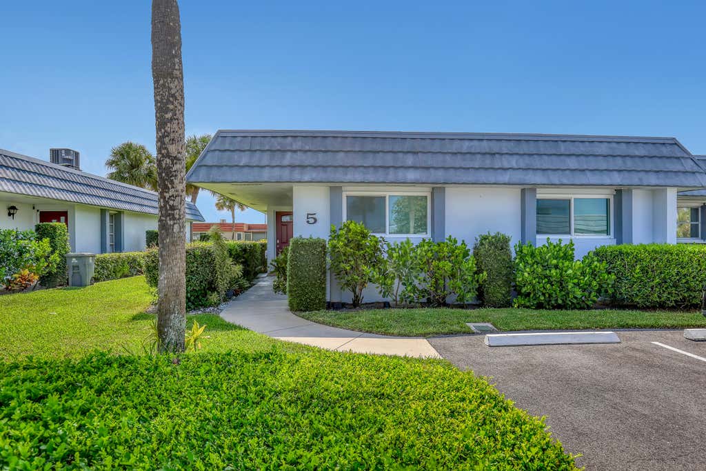 Photo of 2886 Fernley Drive E #5, West Palm Beach, FL 33415 (MLS # B26057445)