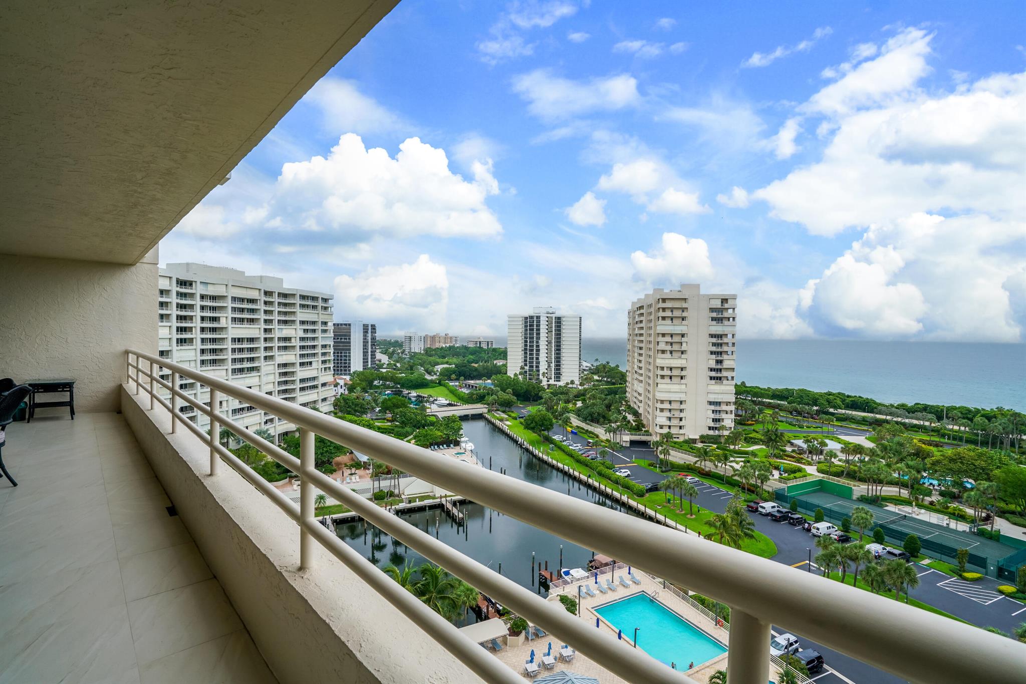 SEA RANCH CLUB OF BOCA III CONDO - Residential