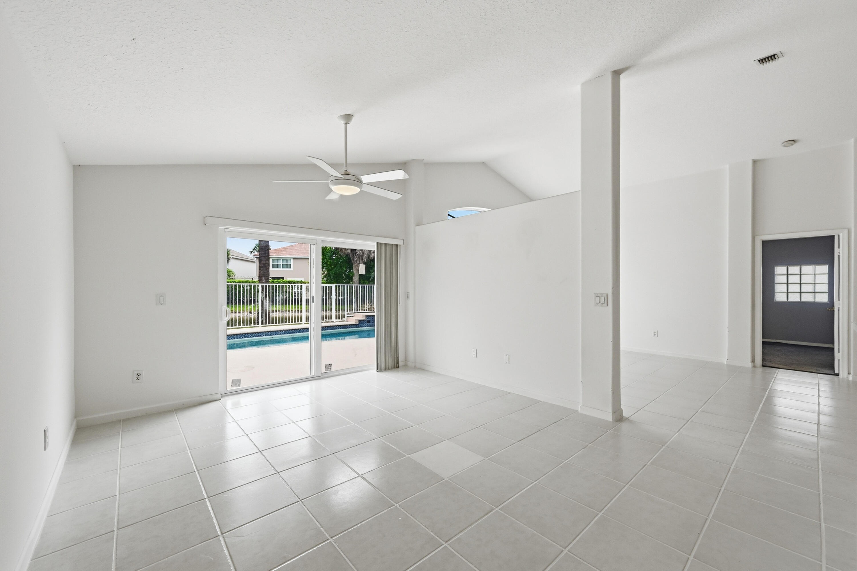 WYNDHAM LAKES NORTH - Residential