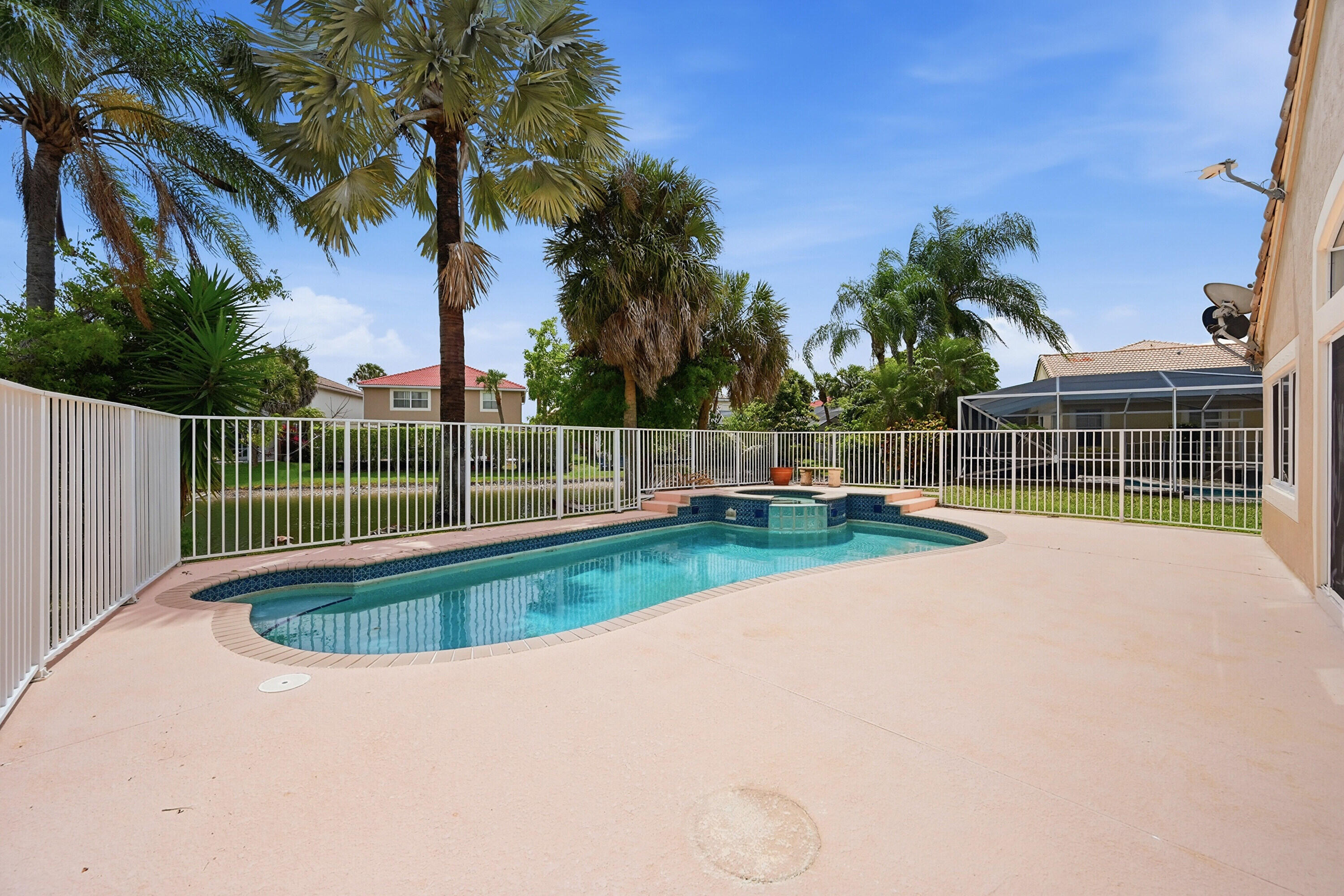 WYNDHAM LAKES NORTH - Residential