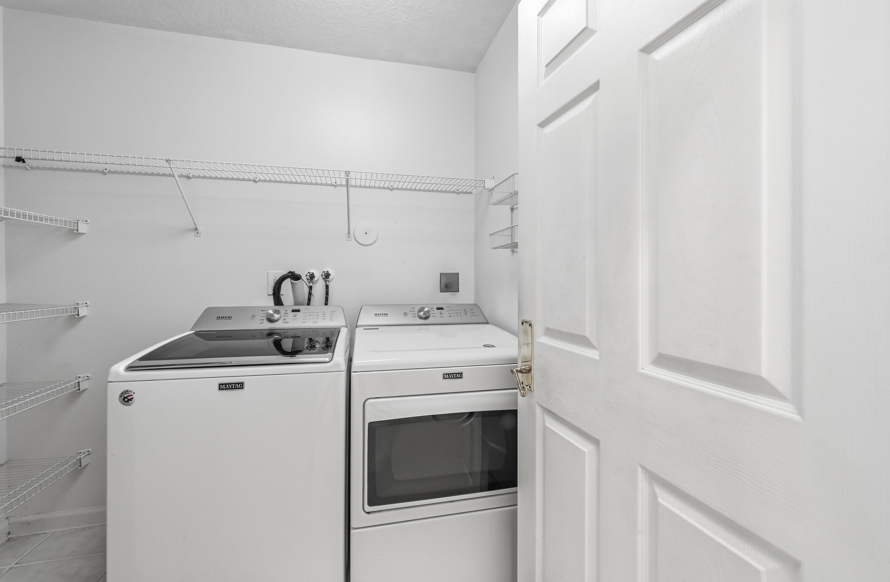 WYNDHAM LAKES NORTH - Residential