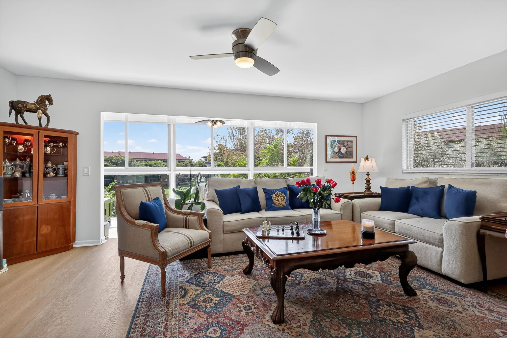 IVANHOE - Residential