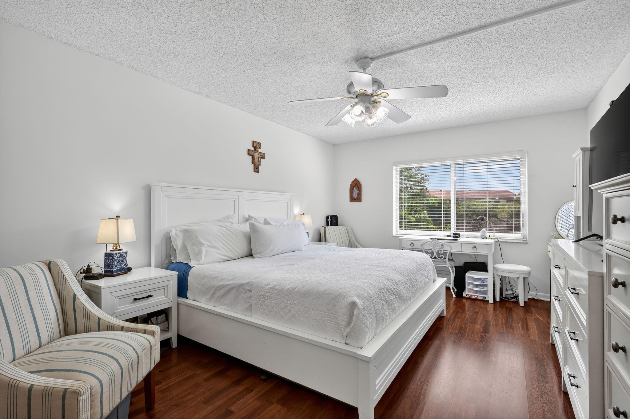 IVANHOE - Residential