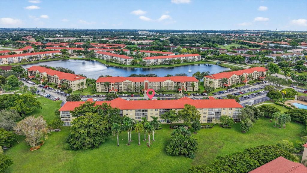 Photo of 13000 SW 15th Ct #314U, Pembroke Pines, FL 33027 (MLS # F10532144)