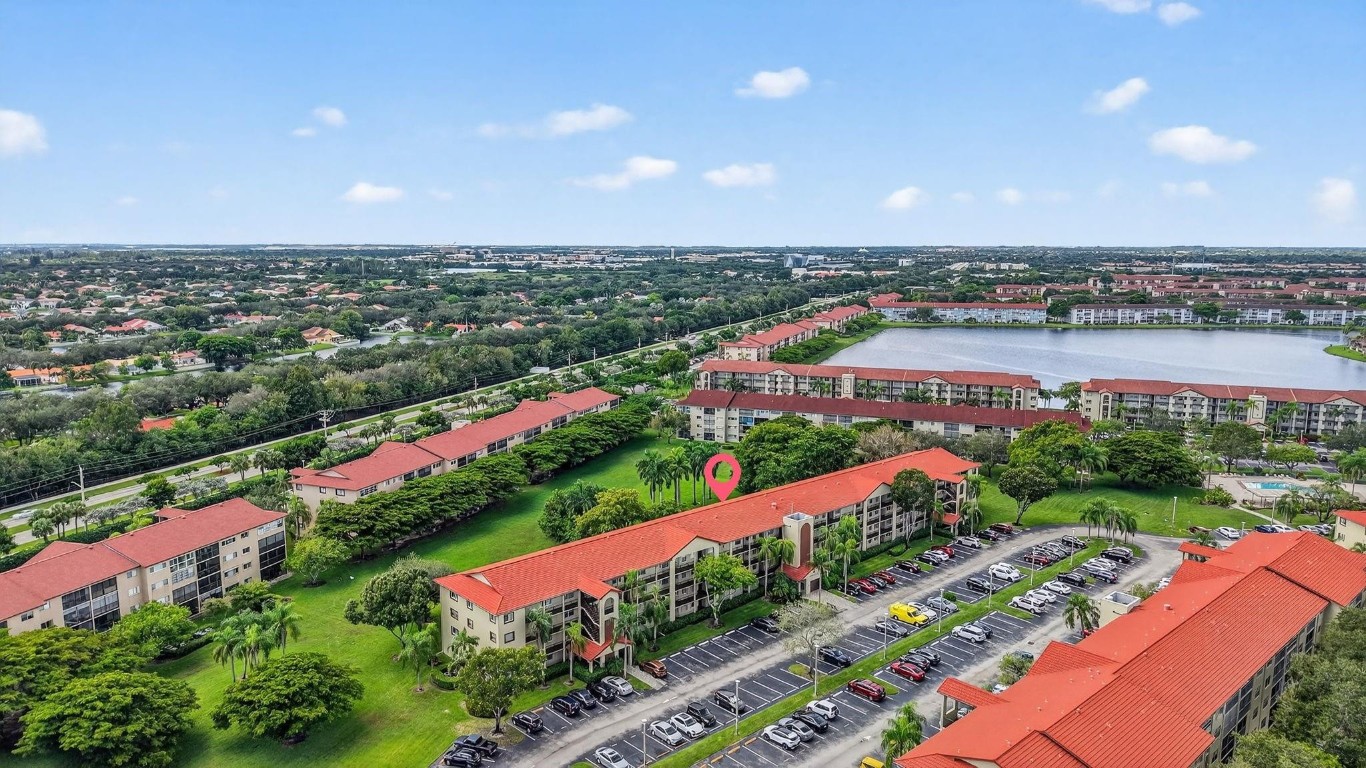 IVANHOE - Residential