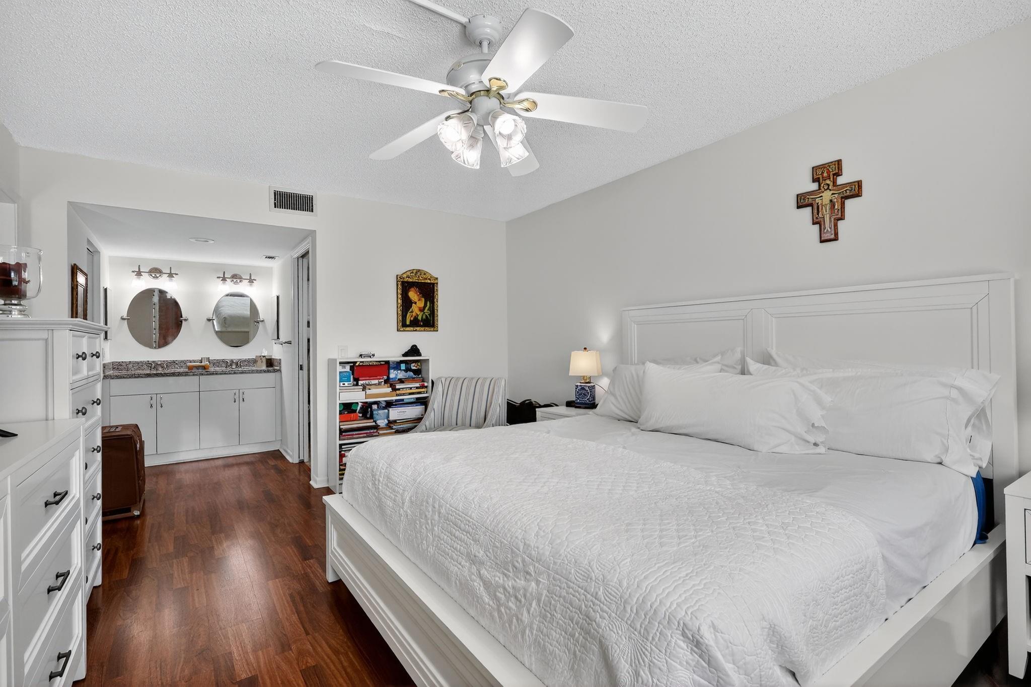 IVANHOE - Residential