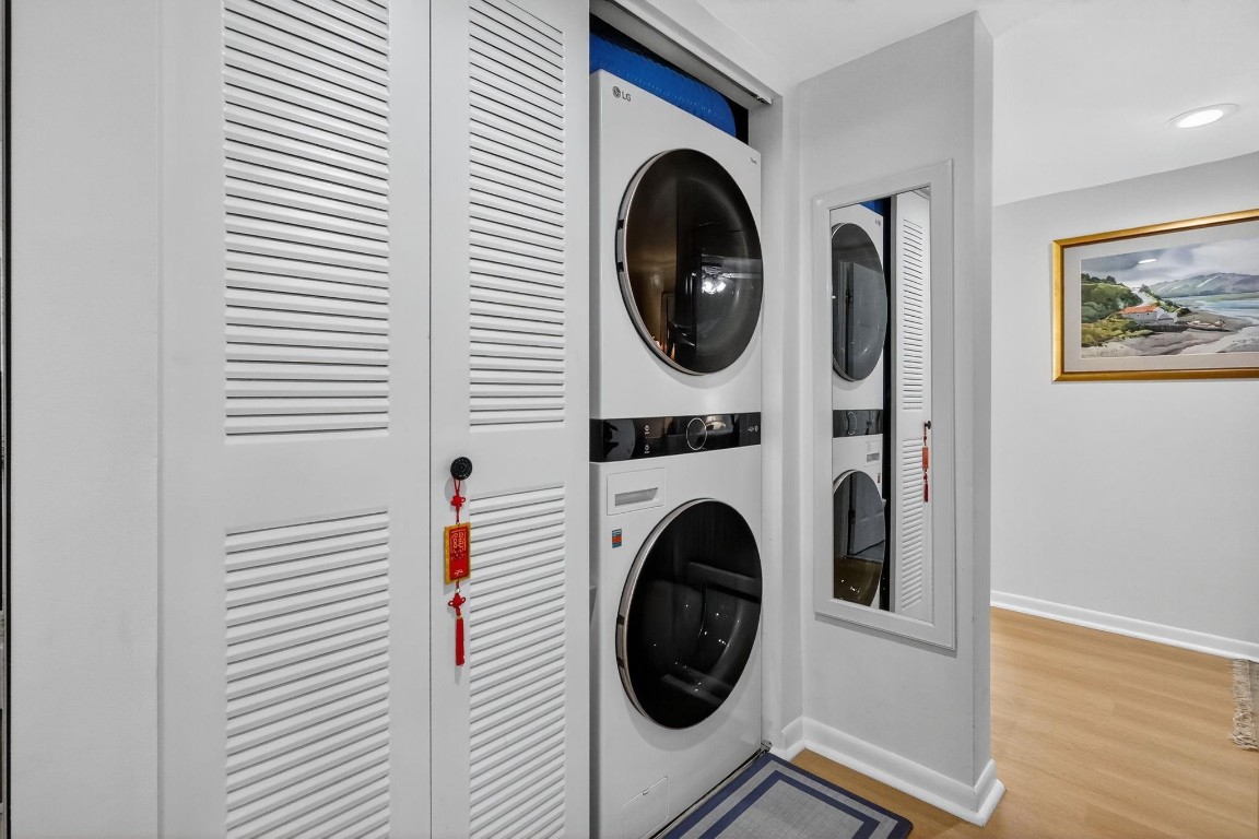 IVANHOE - Residential