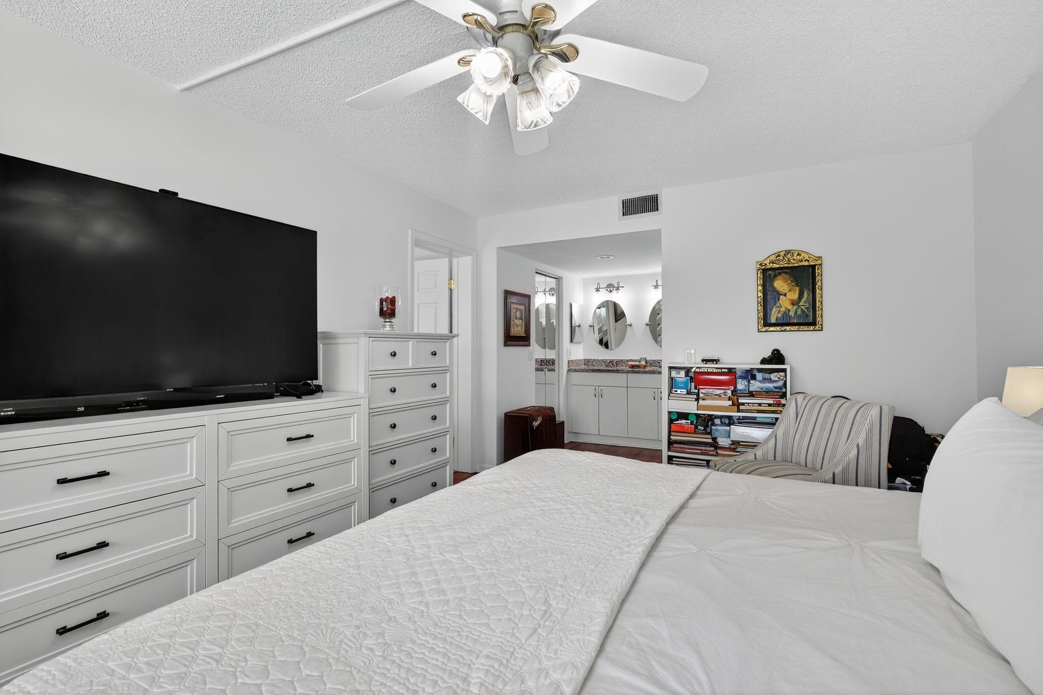 IVANHOE - Residential
