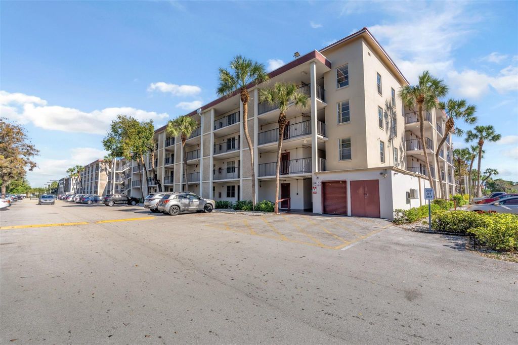 Photo of 2600 NW 49th Ave #309, Lauderdale Lakes, FL 33313 (MLS # F10542607)