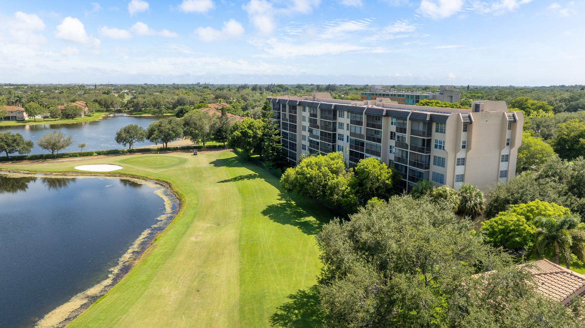 Rolling Hills Golf & Tenn - Residential