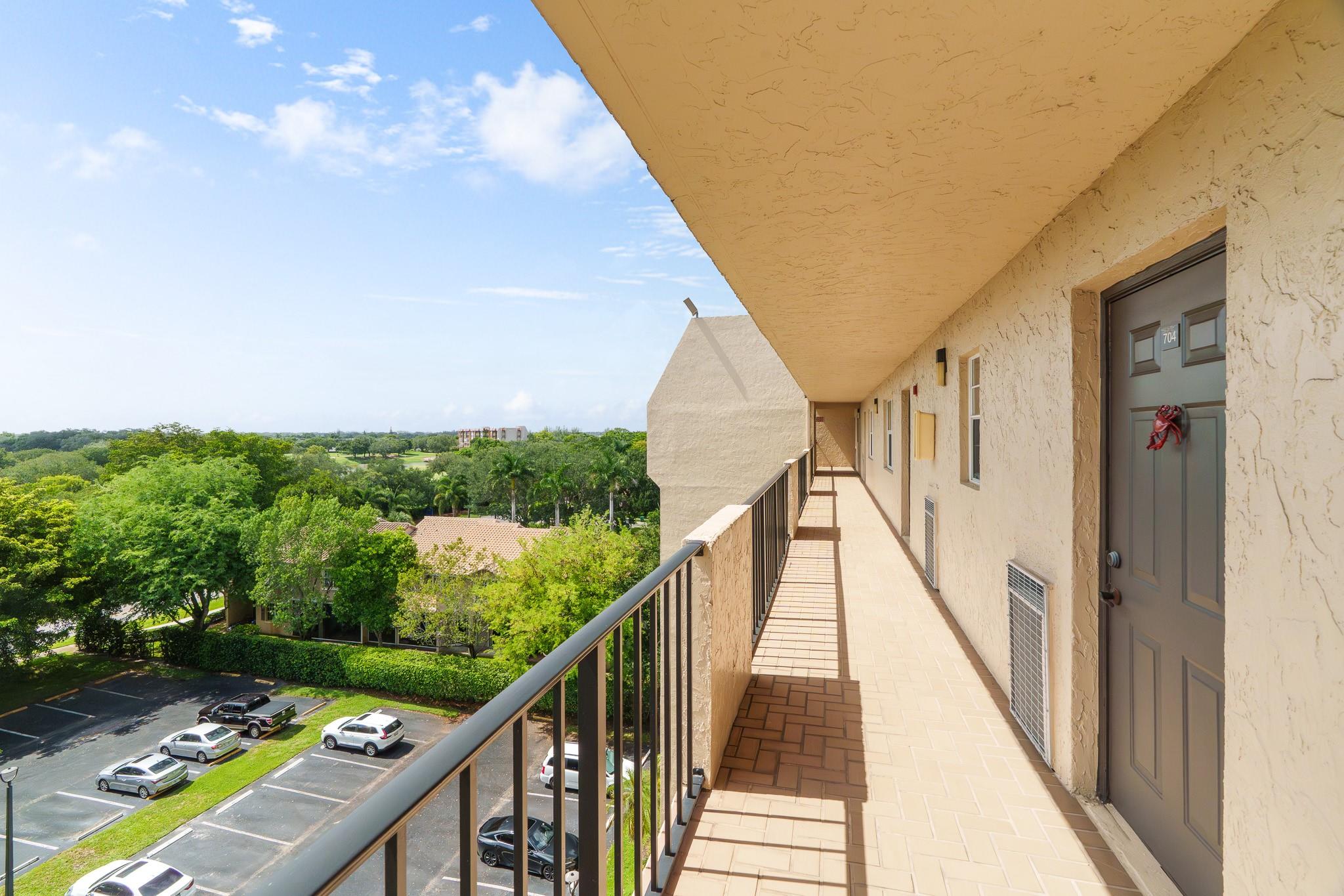 Rolling Hills Golf & Tenn - Residential