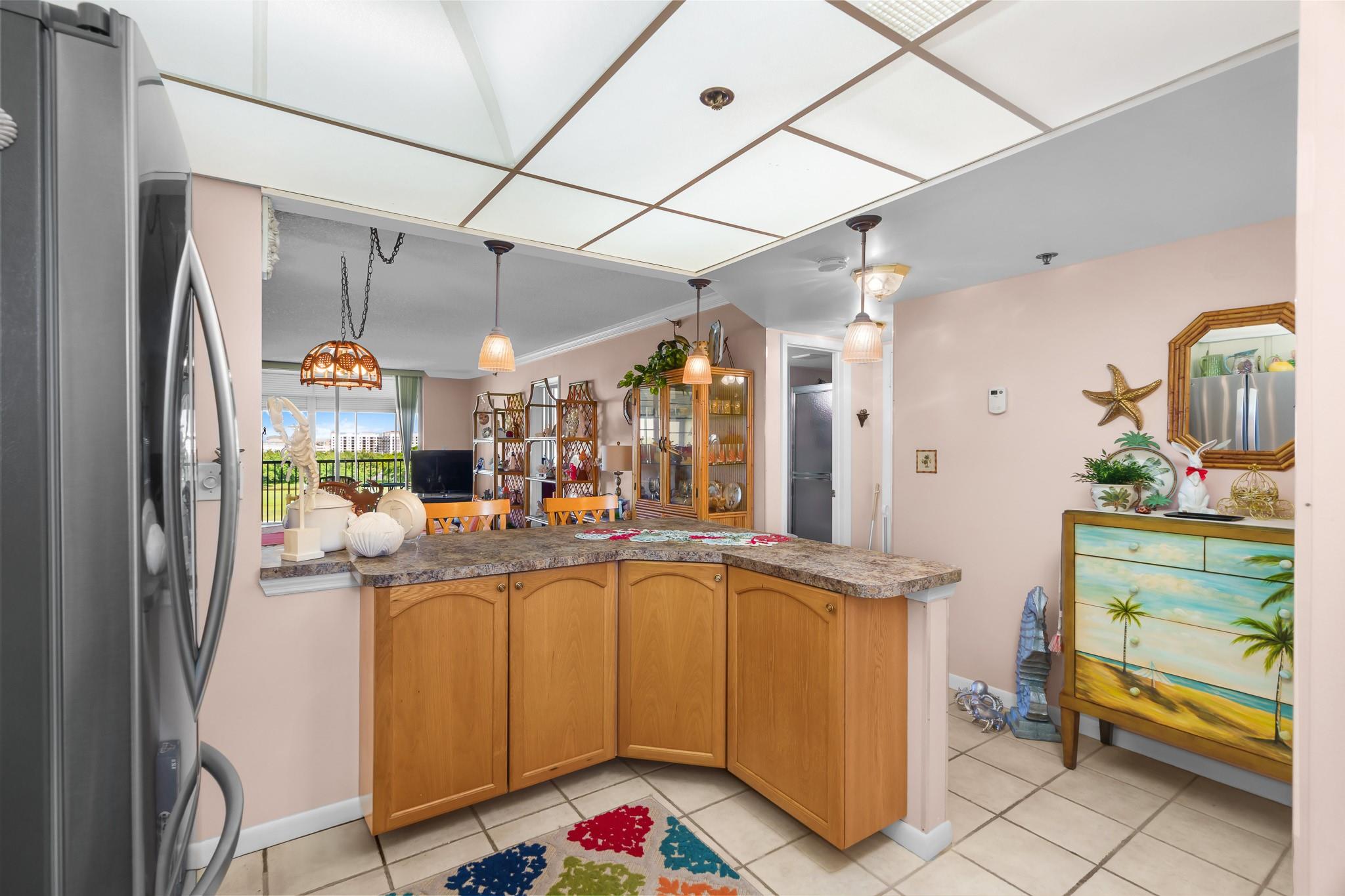 Rolling Hills Golf & Tenn - Residential