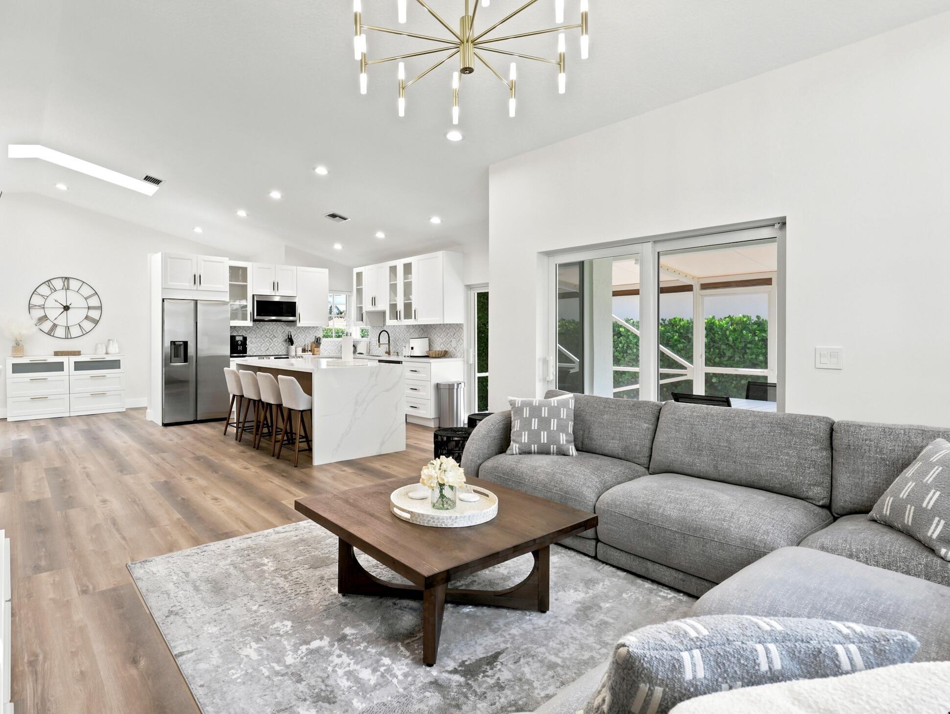 5212 Bodega Place