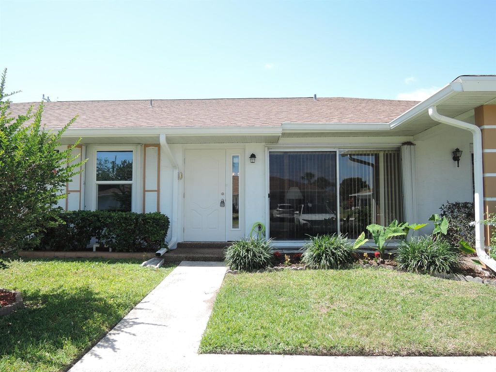 Photo of 1233 S Lakes End Drive #C, Fort Pierce, FL 34982 (MLS # R11087123)