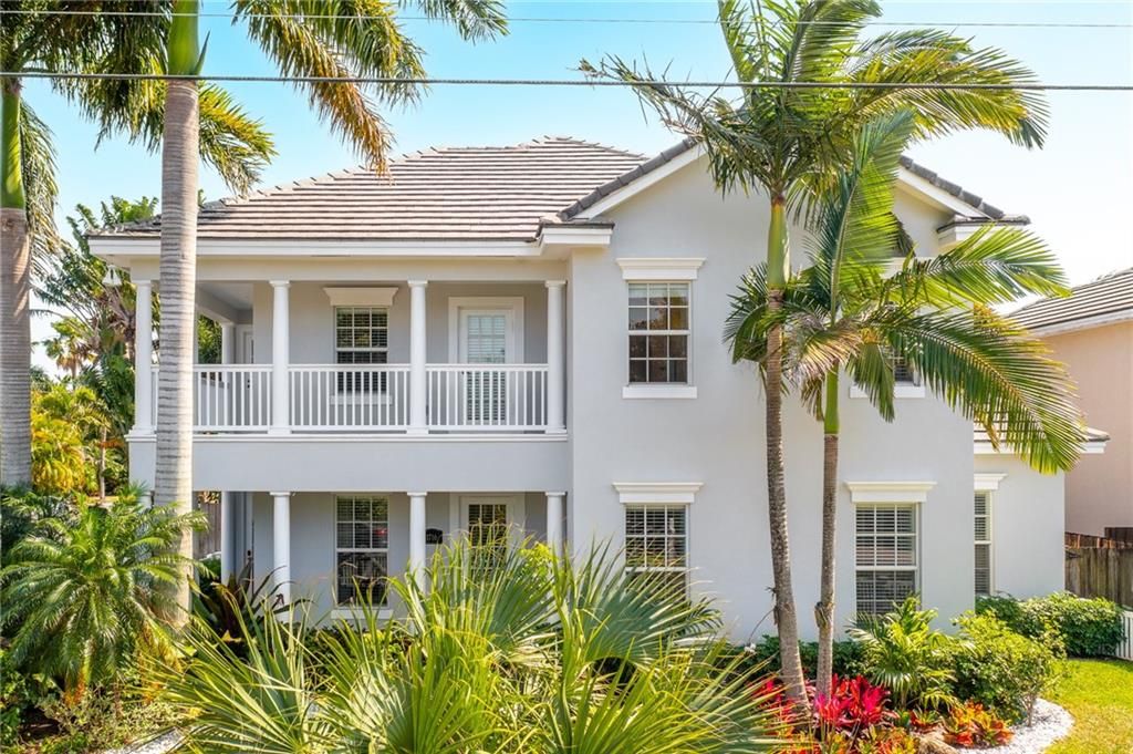 Photo of 1716 NE 16th St, Fort Lauderdale, FL 33304 (MLS # F10277881)