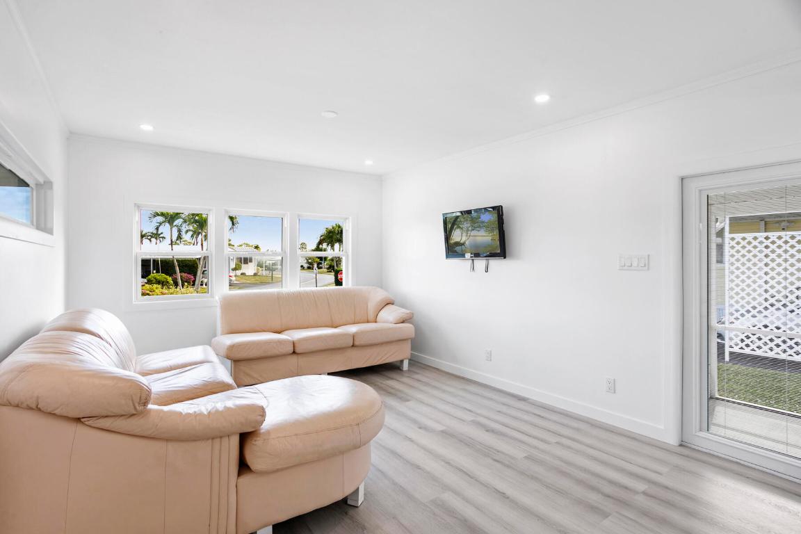 JAMAICA BAY MOBILE HOME CO OP - Residential