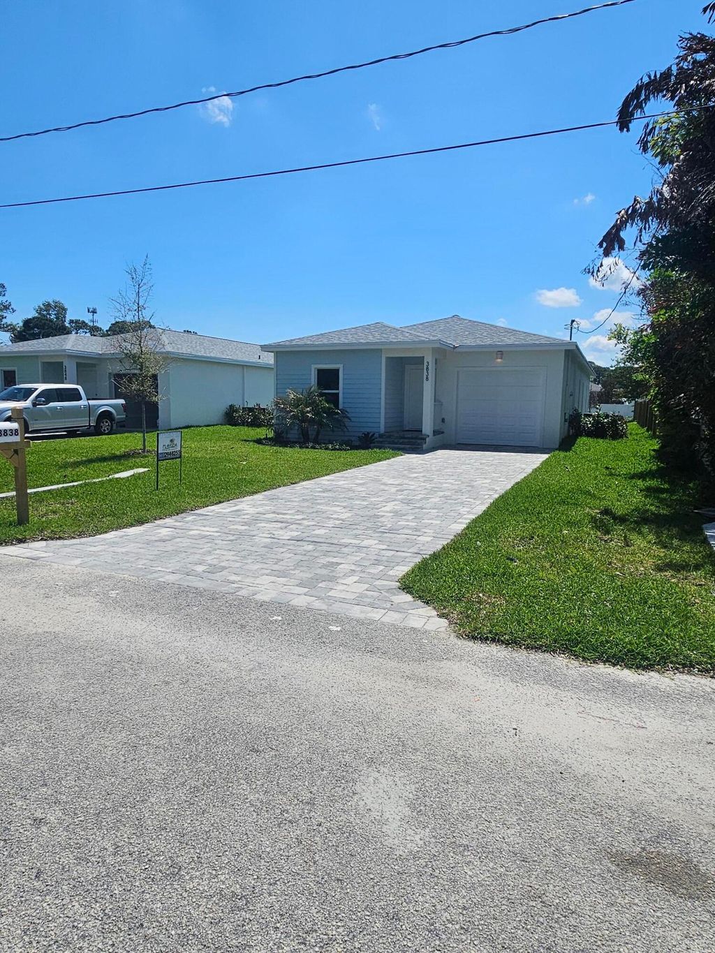 Photo of 3838 SE Grant Street, Stuart, FL 34997 (MLS # B26011582)