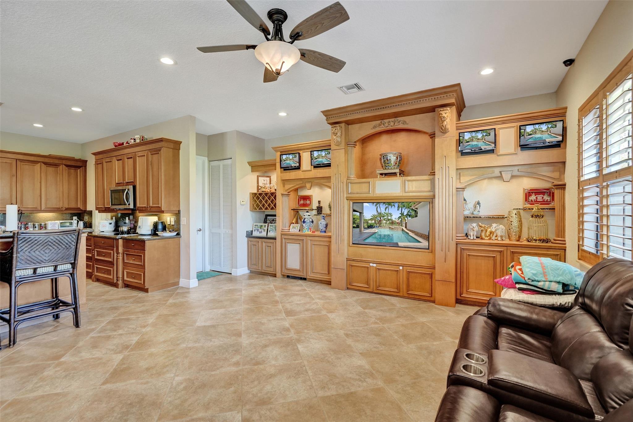 Jonathans Creek - Residential