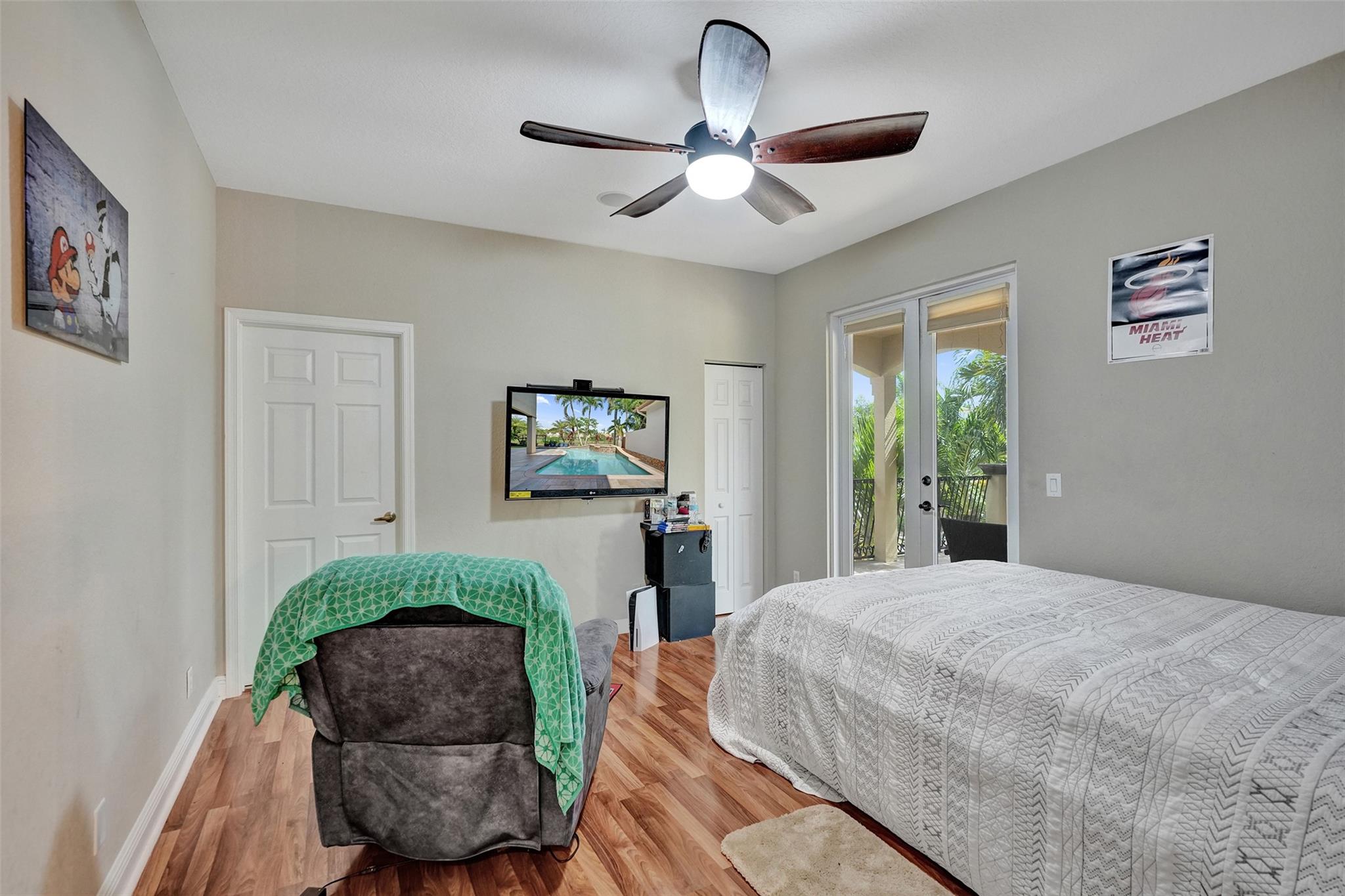 Jonathans Creek - Residential