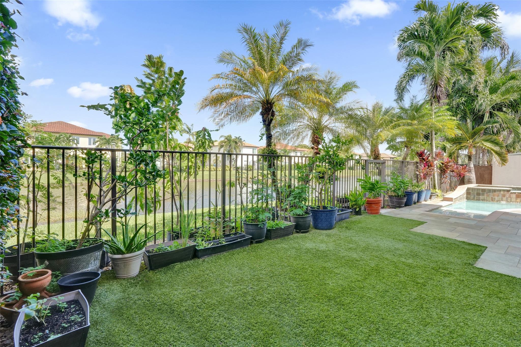 Jonathans Creek - Residential