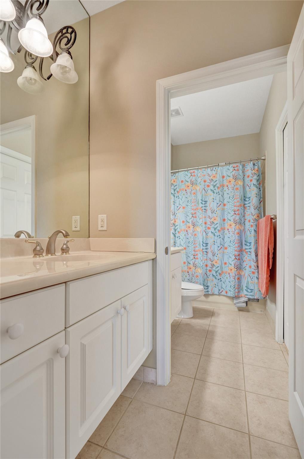 Jonathans Creek - Residential