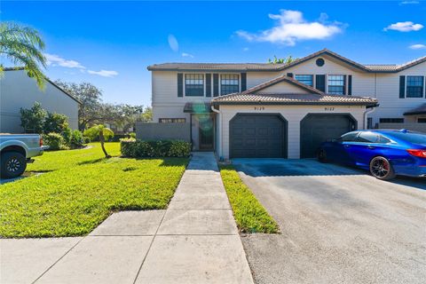 Tiny photo for 9129 N Vineyard Lake Drive #9129, Plantation, FL 33324 (MLS # F10551172)