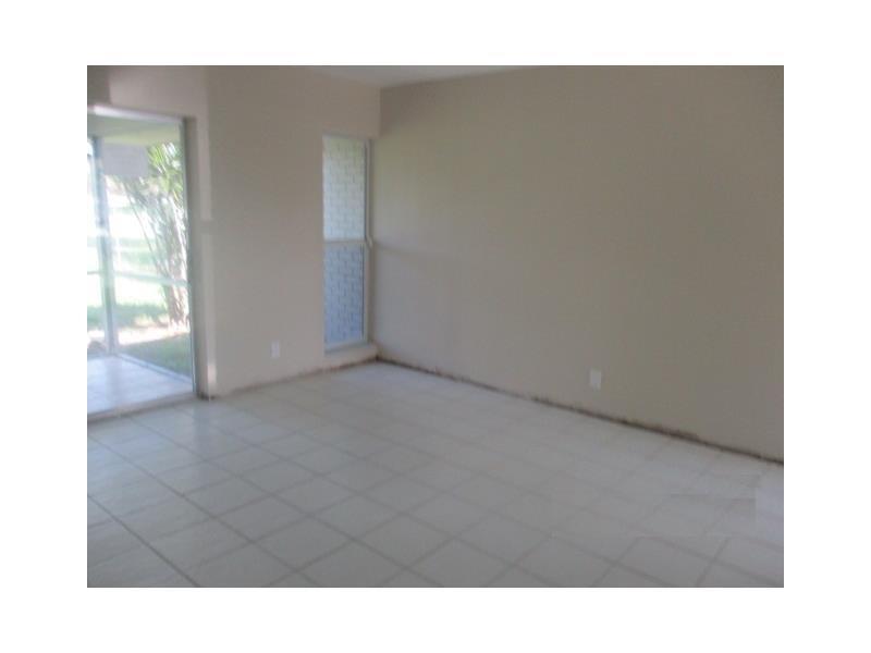 WOODLANDS COUNTRY CLUB PB - Residential