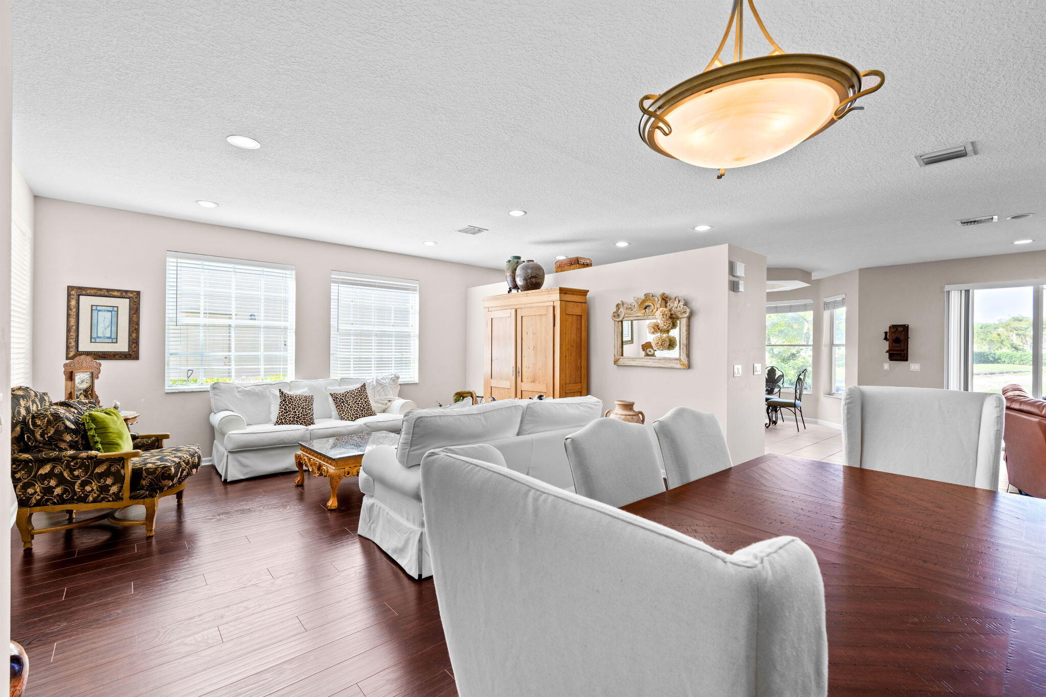 2371 Waburton Terrace