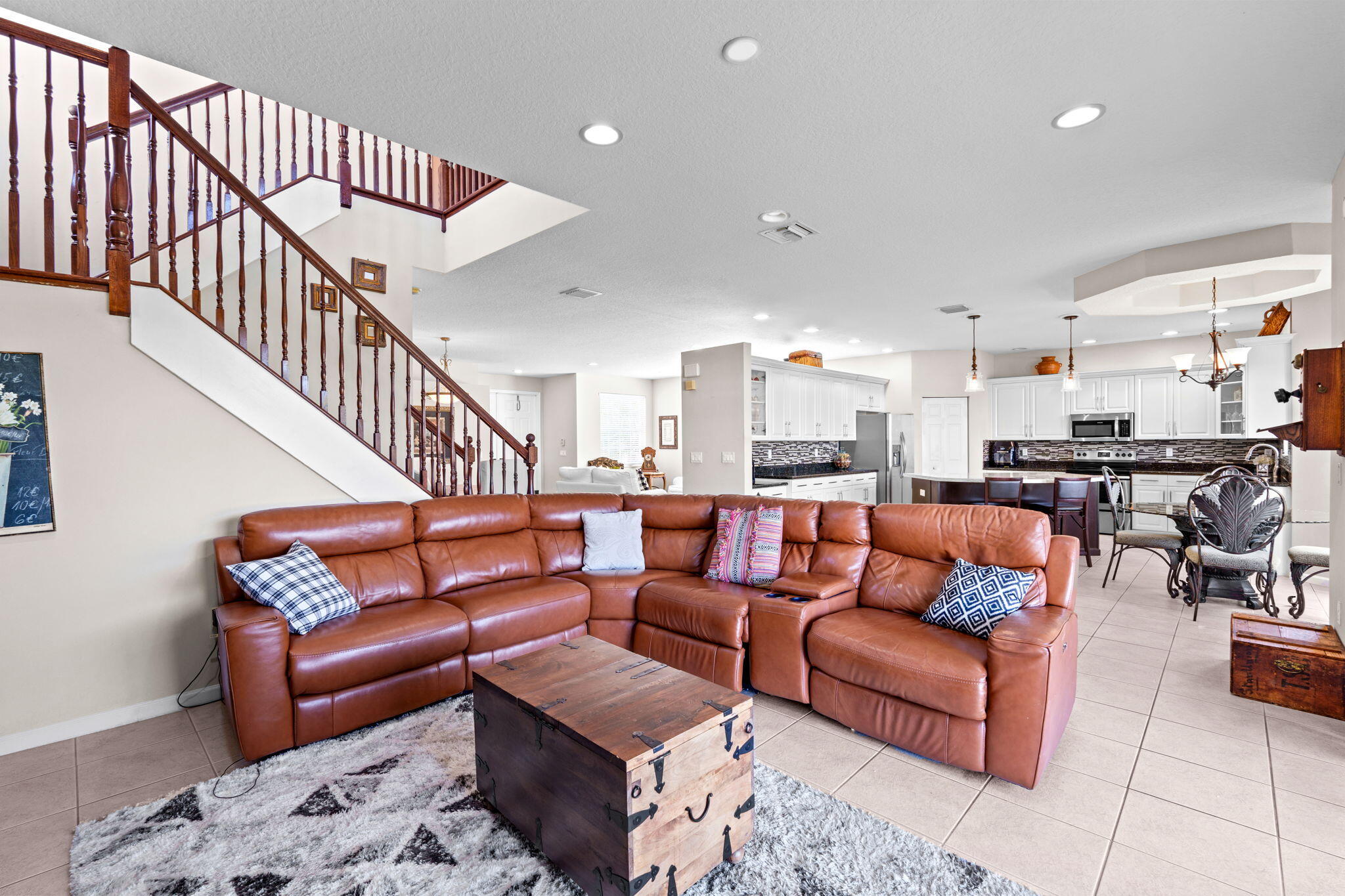 2371 Waburton Terrace