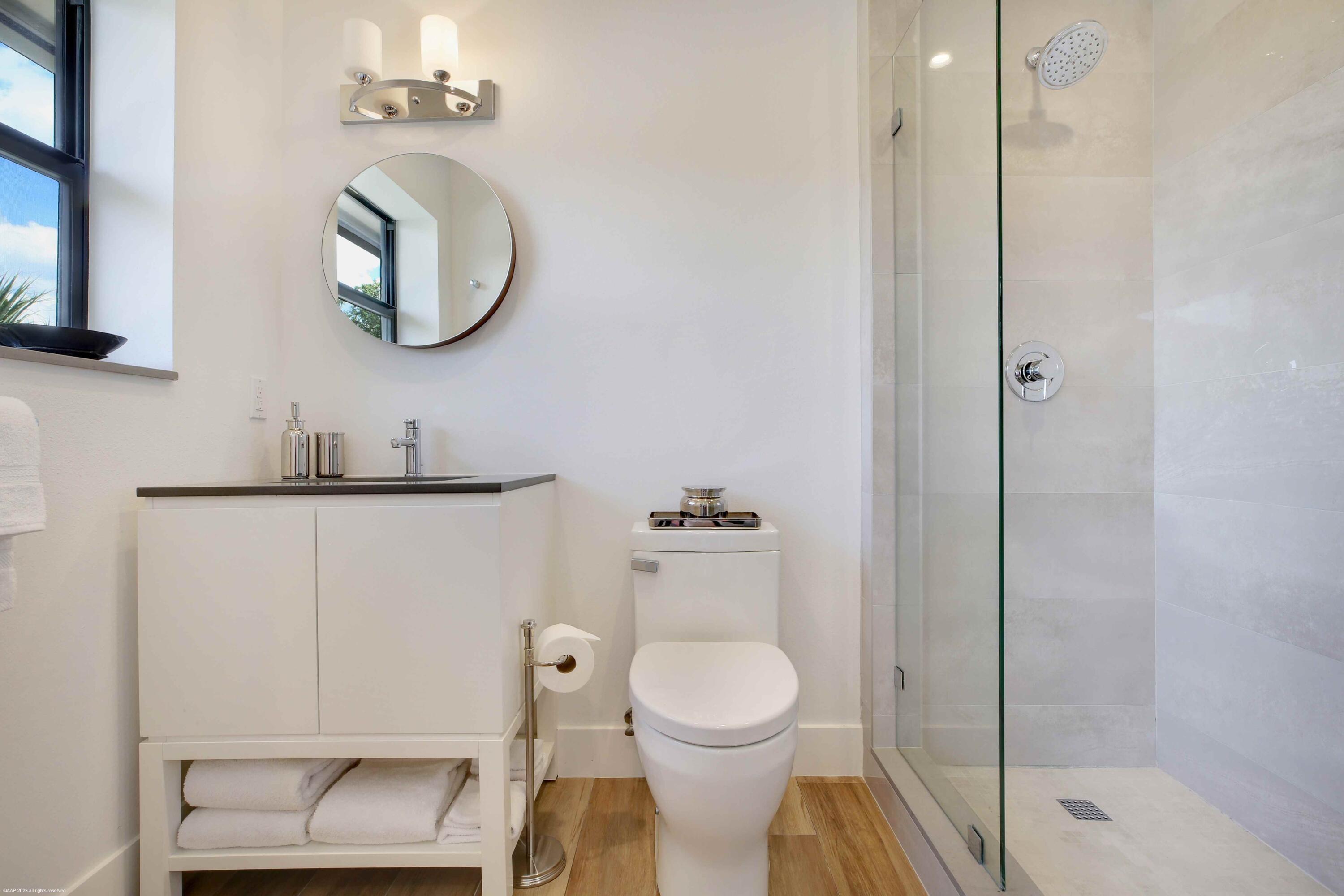 POLO ISLAND CONDO - Residential Lease