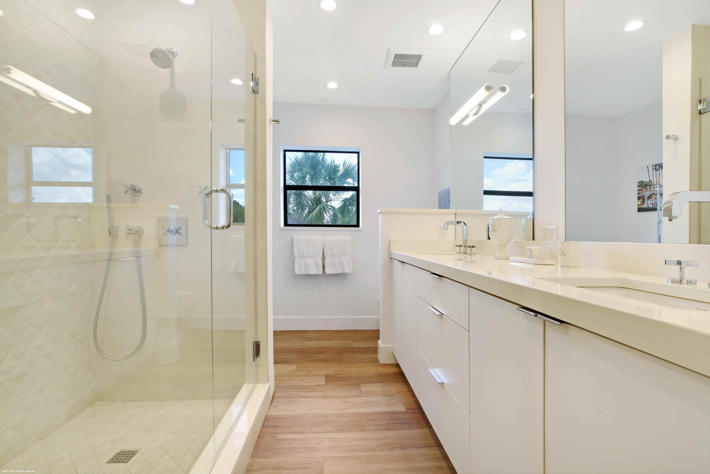 POLO ISLAND CONDO - Residential Lease