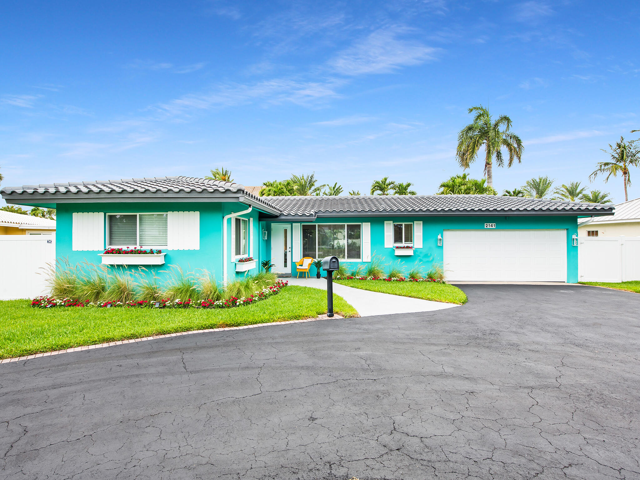 HILLSBORO ISLES - Residential