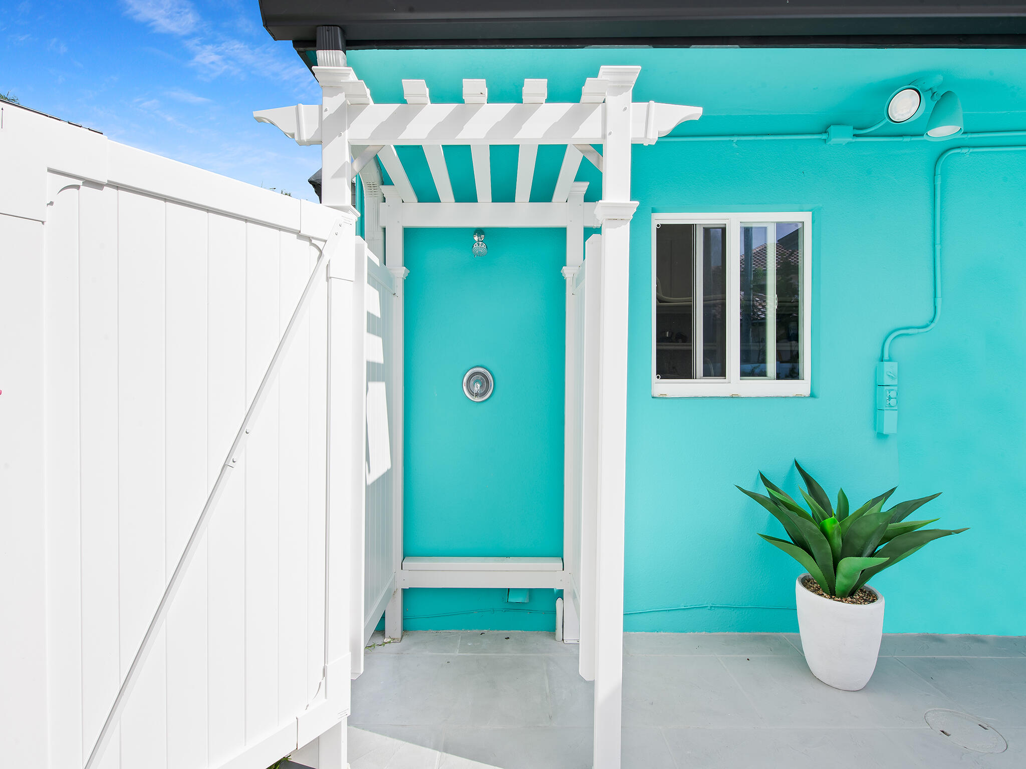 HILLSBORO ISLES - Residential