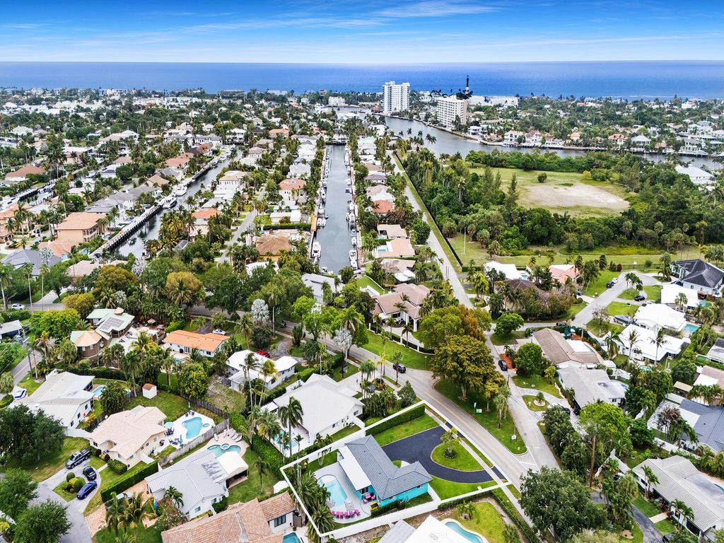 Photo of 2141 NE 24th Street, Lighthouse Point, FL 33064 (MLS # B26019101)