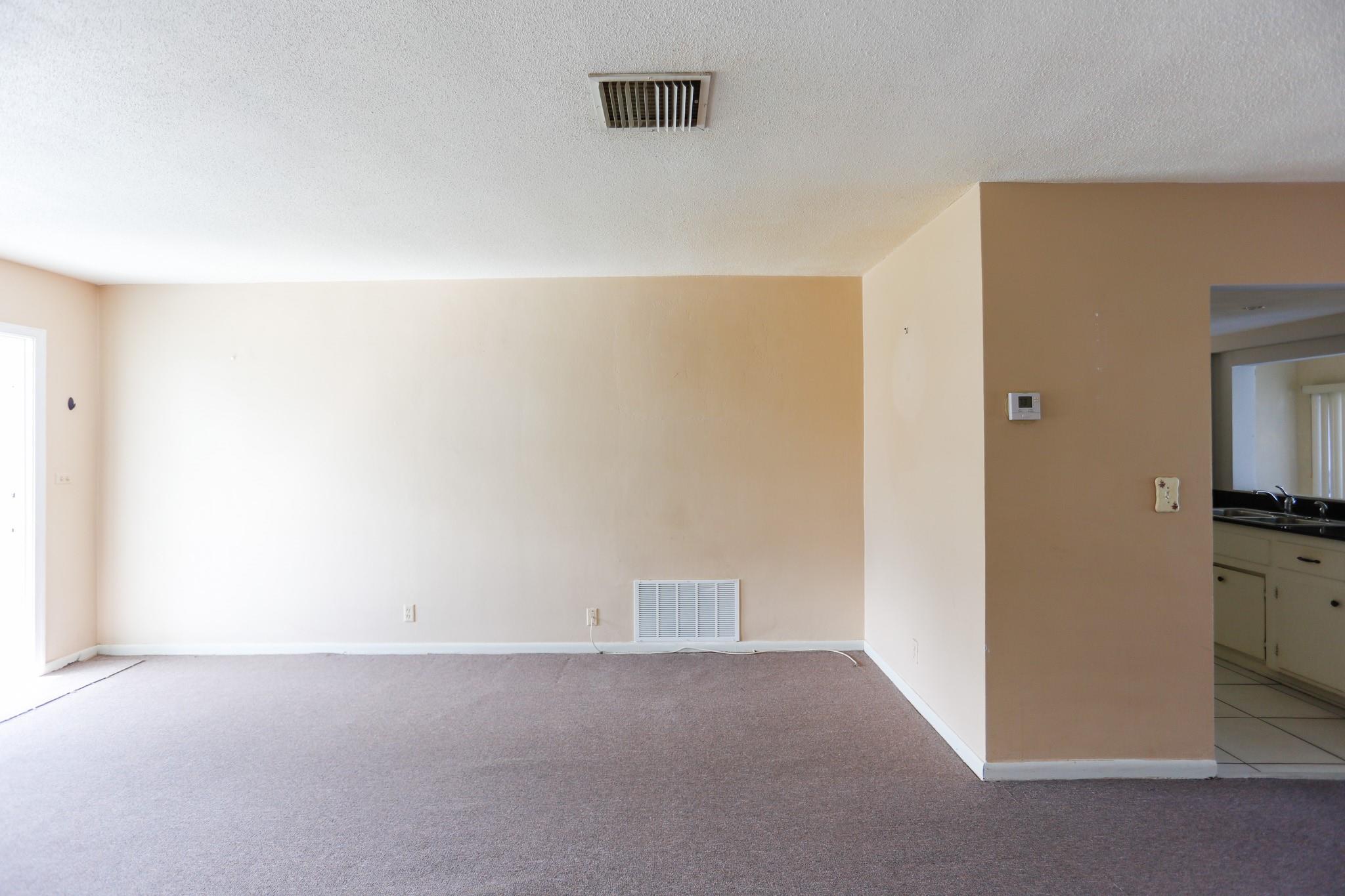 MAINLANDS OF TAMARAC LAKE - Residential Lease