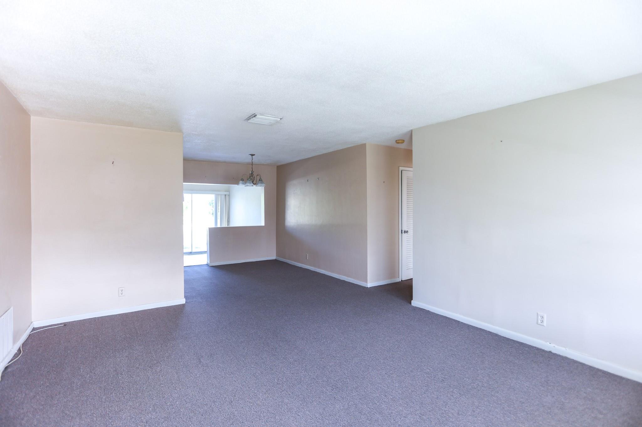 MAINLANDS OF TAMARAC LAKE - Residential Lease