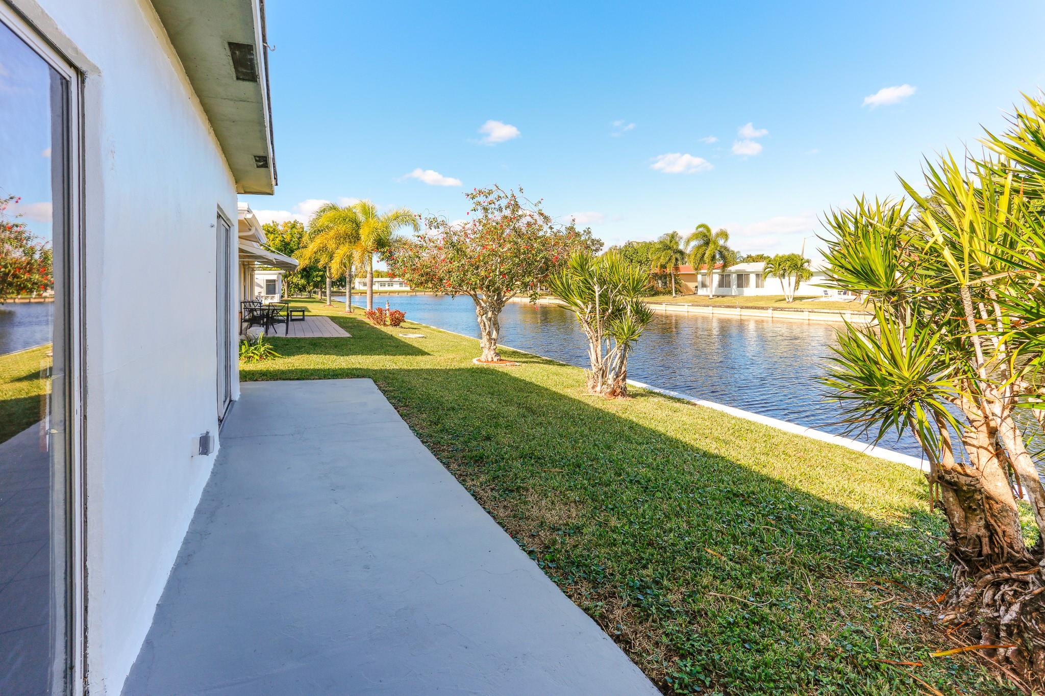 MAINLANDS OF TAMARAC LAKE - Residential Lease