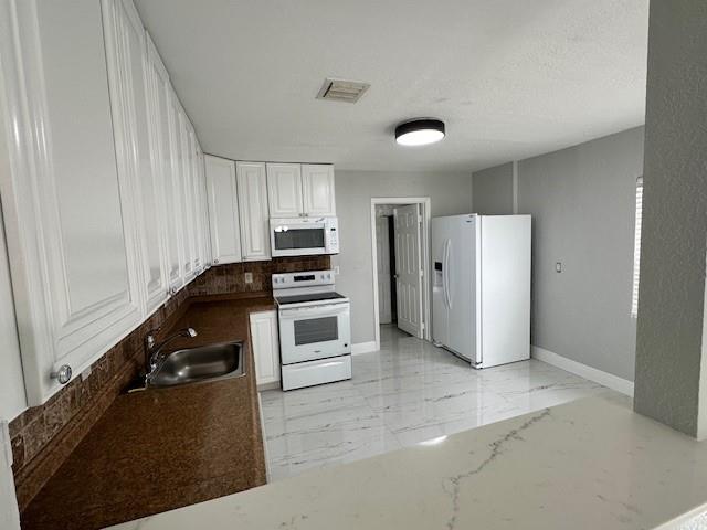 PINE TREE PARK - Residential Lease