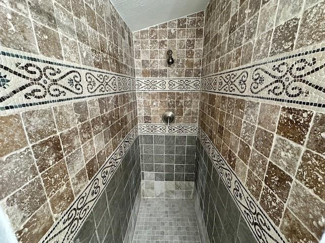 PINE TREE PARK - Residential Lease