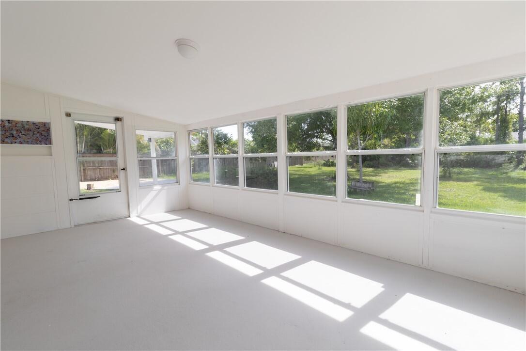 SEBASTIAN HIGHLANDS UNIT 5 - Residential