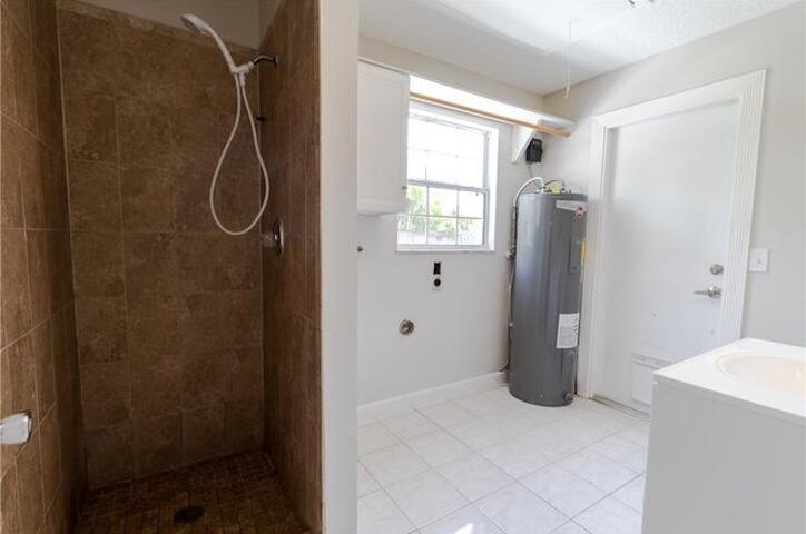 SEBASTIAN HIGHLANDS UNIT 5 - Residential