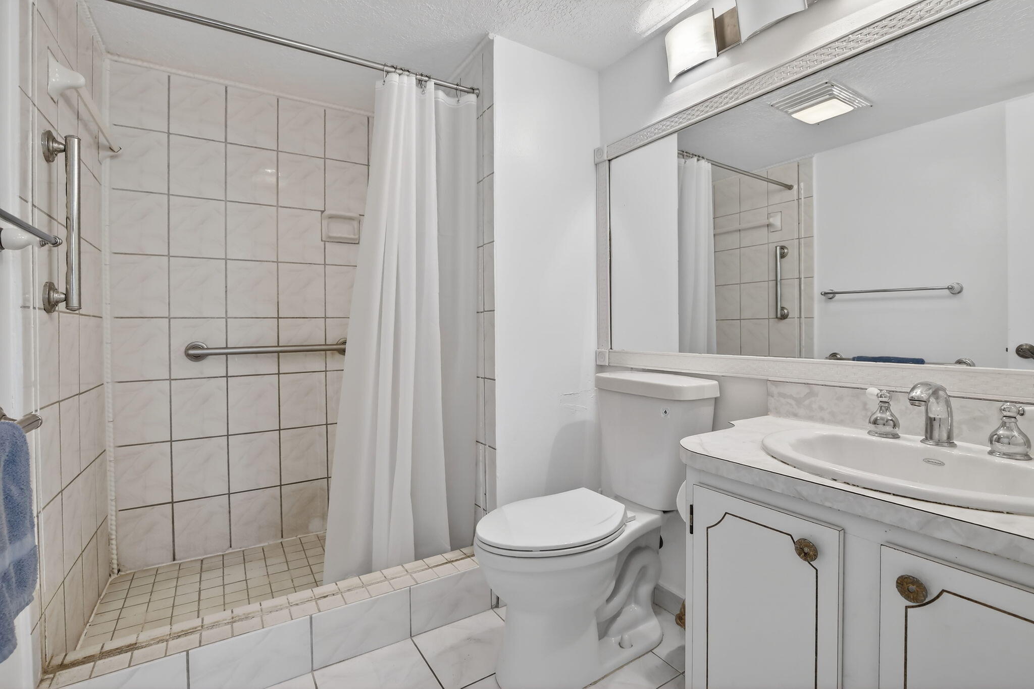 HOLLYBROOK GOLF - Residential