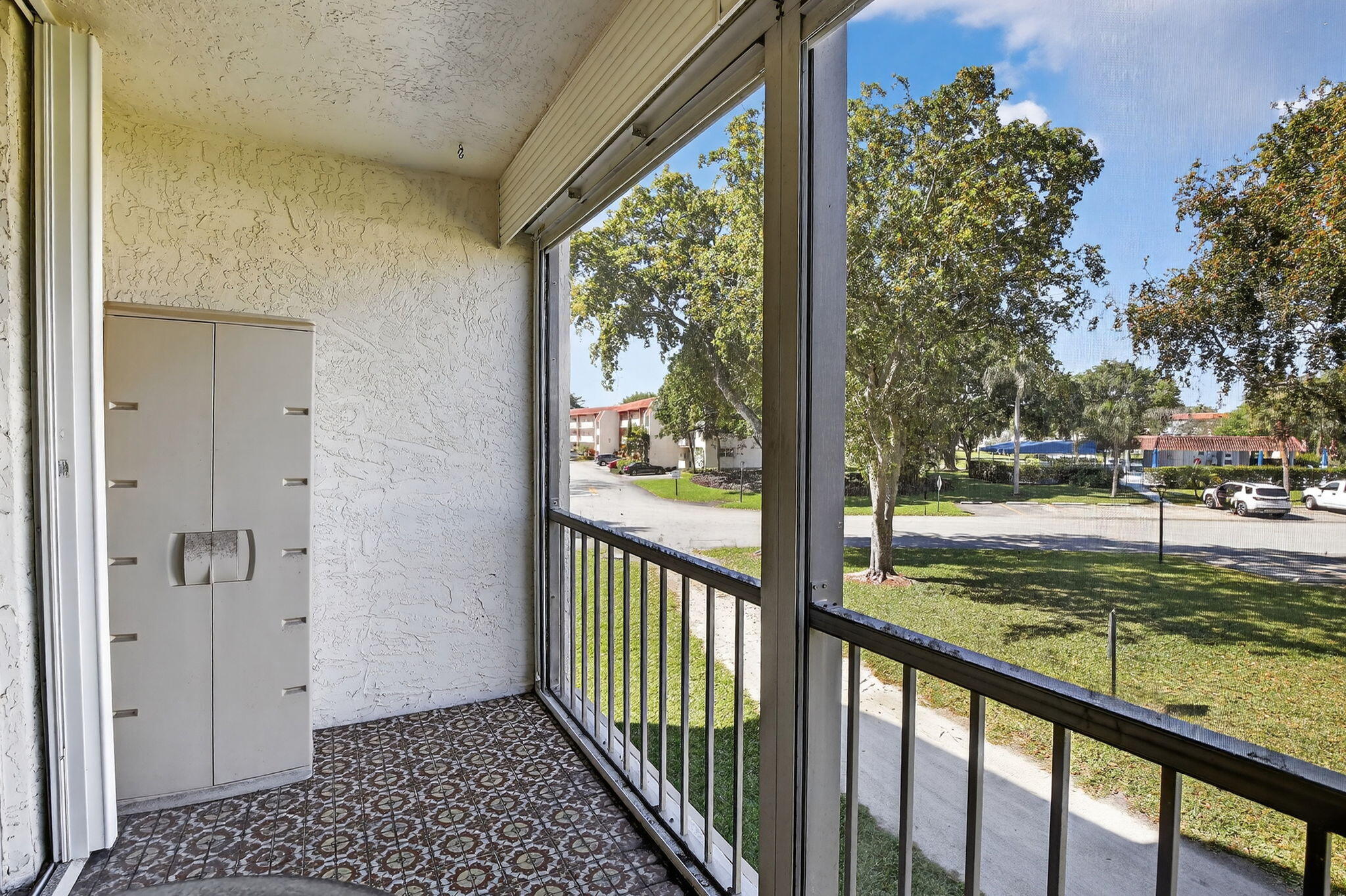 HOLLYBROOK GOLF - Residential