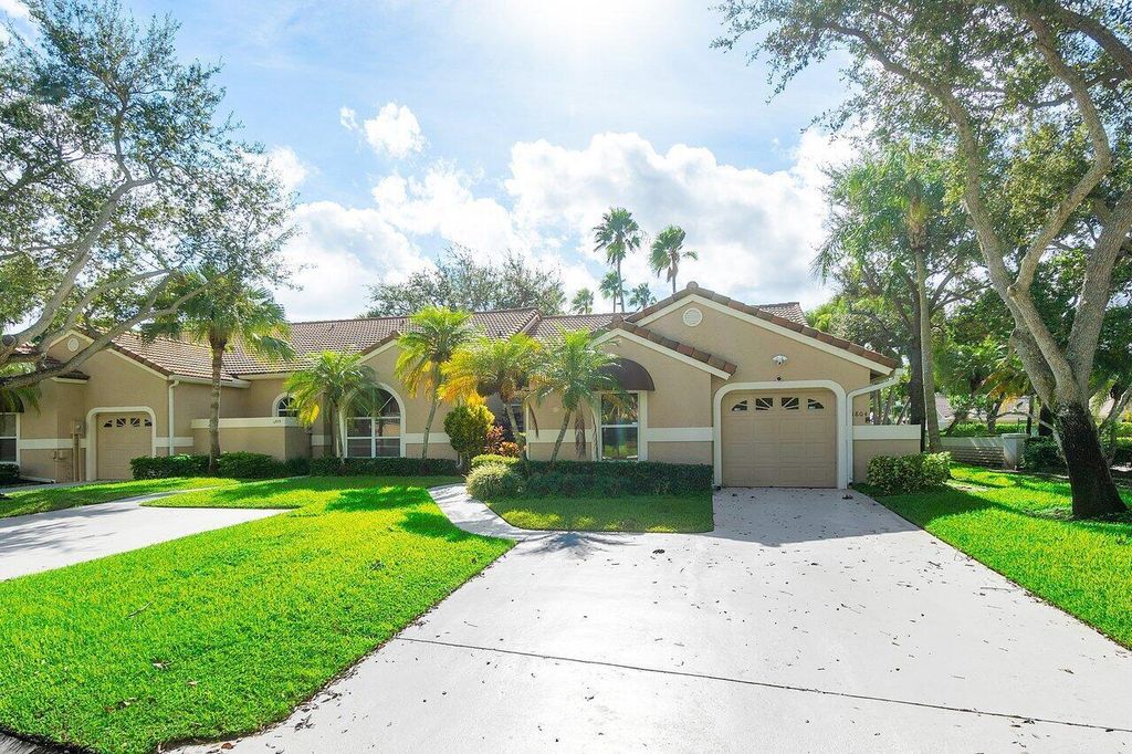 Photo of 1804 Rosewood Way, Palm Beach Gardens, FL 33418 (MLS # B26022912)