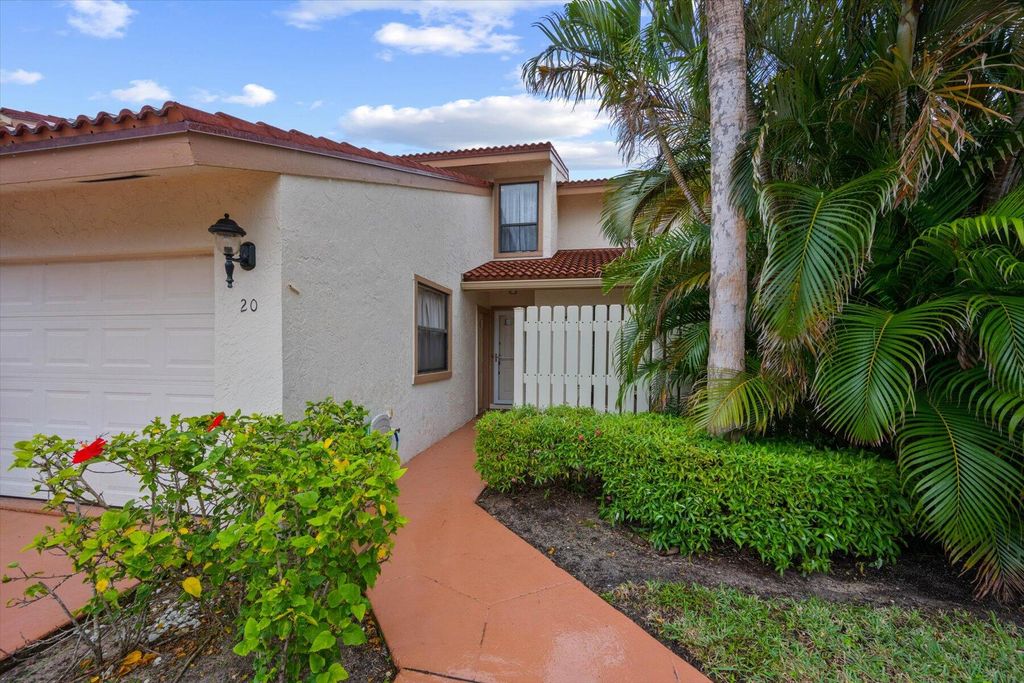 Photo of 130 Palm Avenue #20, Jupiter, FL 33477 (MLS # R10959142)