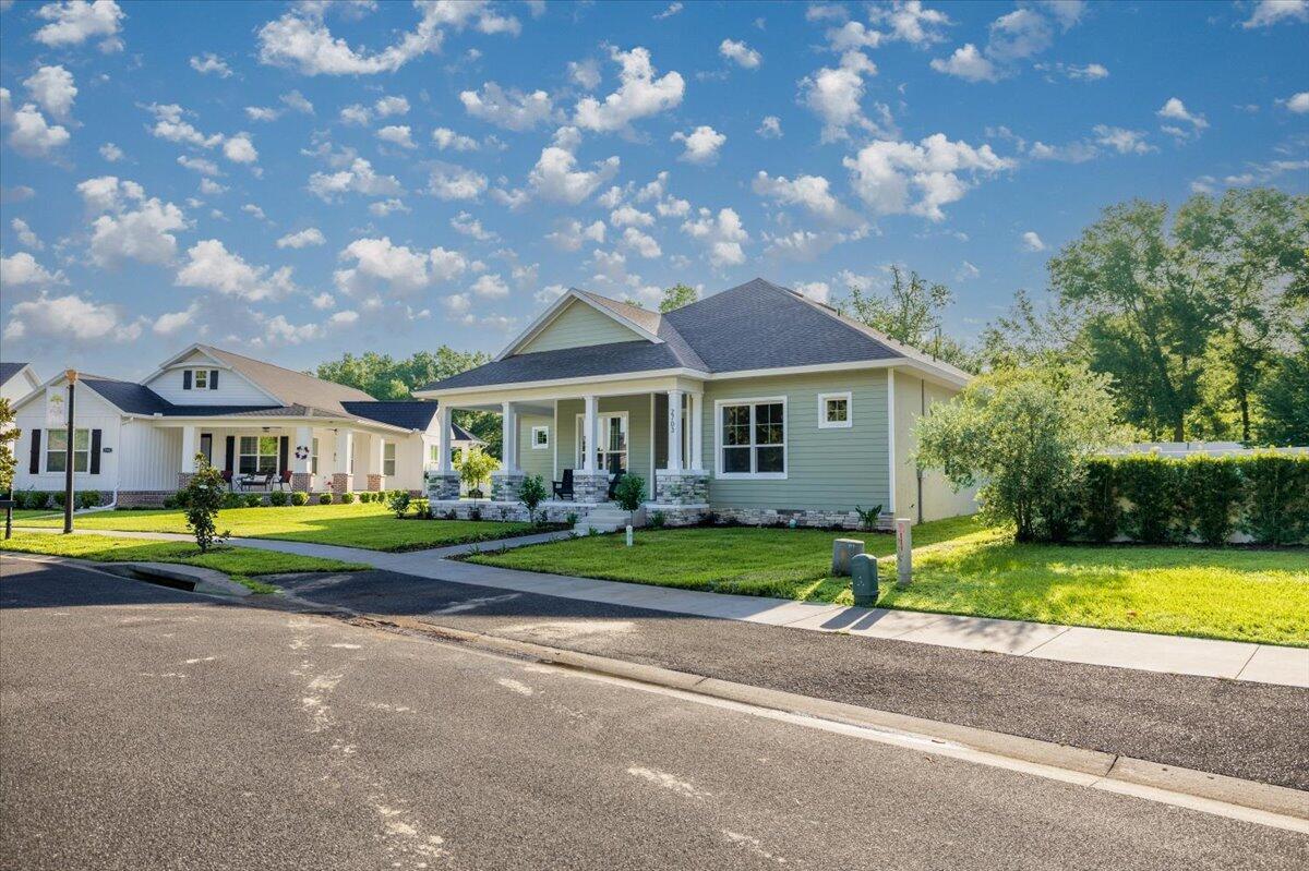2703 SE 48th Ave Avenue